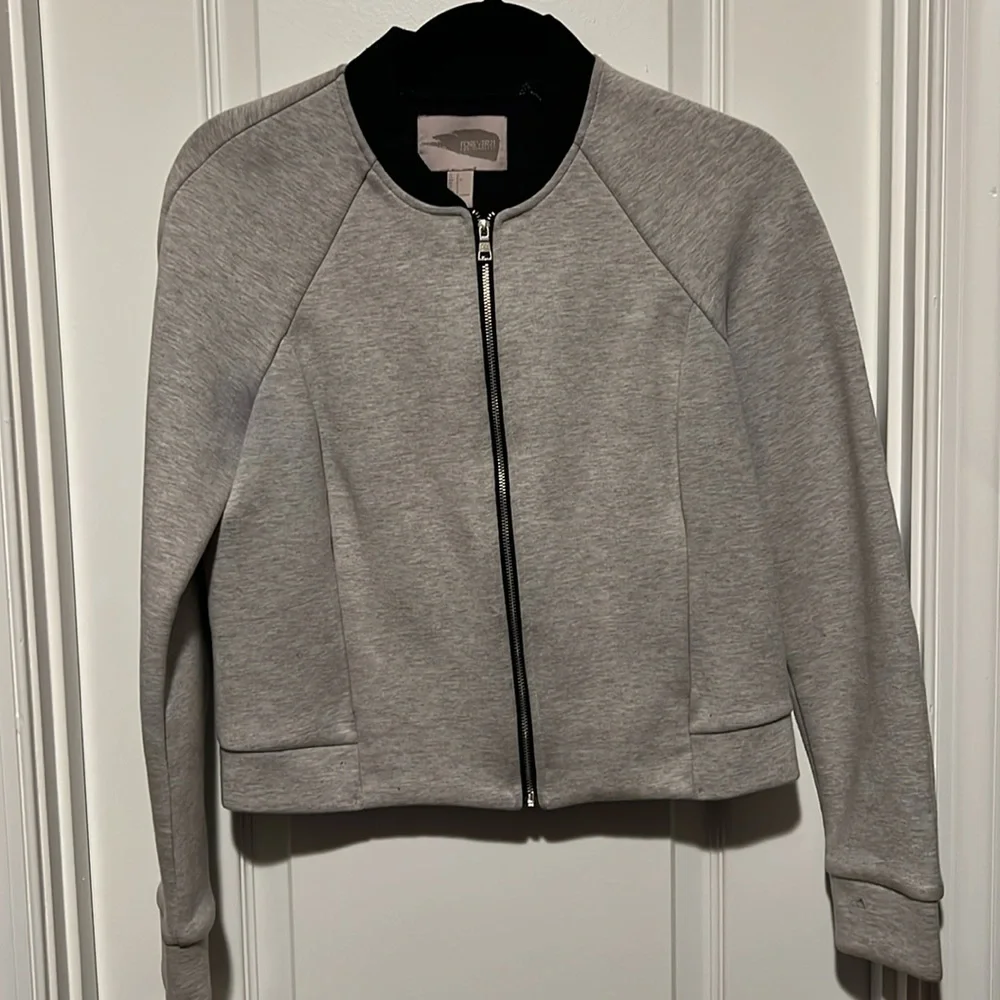 Cute Grey jacket! - Picture 3 of 3
